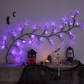 Halloween rattan lampe med edderkopper